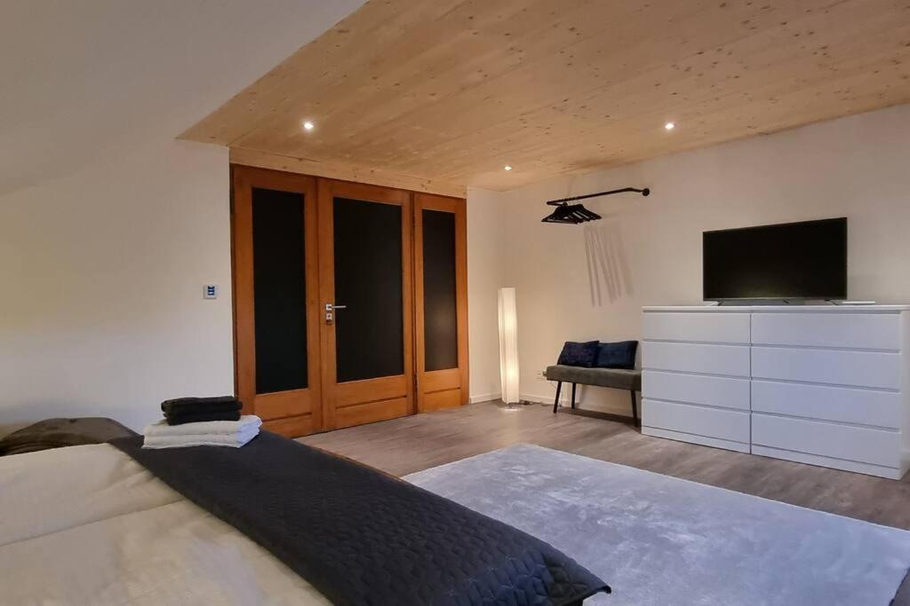 Capa Ferienwohnung Pfalz Neustadt an der Weinstraße Esterno foto